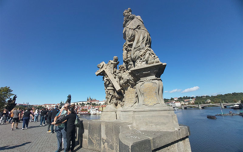 Die Karlsbrücke in Prag