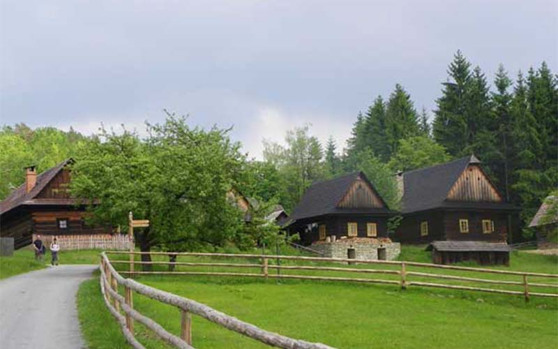 Rožnov pod Radhoštěm - Das Dorf 