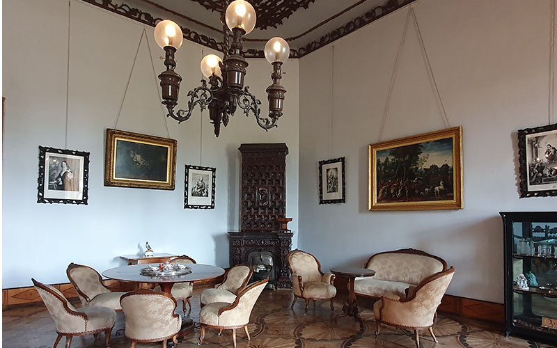 Im Schloss Kačina