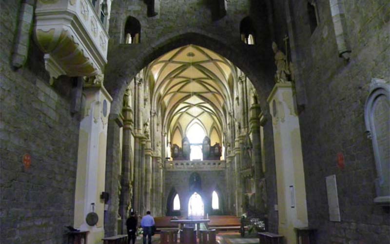 Im Inneren der Kathedrale des Heiligen Prokop