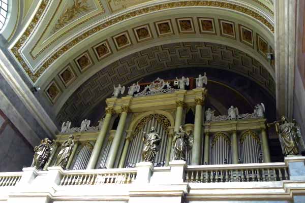 Die Orgel in der Basilika von Esztergom