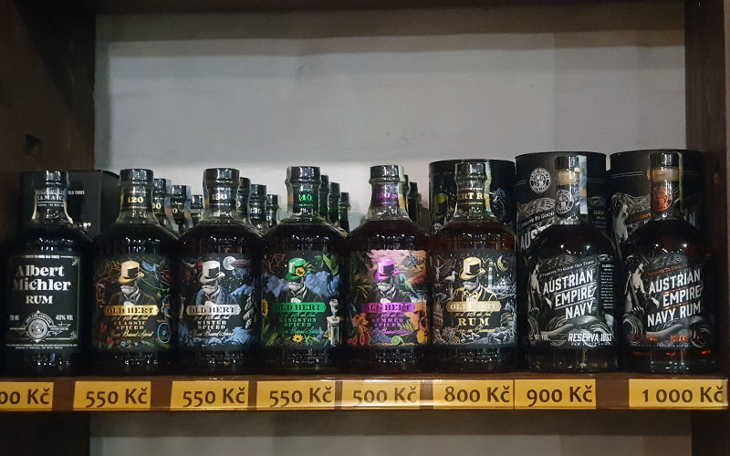 Jetzt gibt es auch Rum im Sortiment