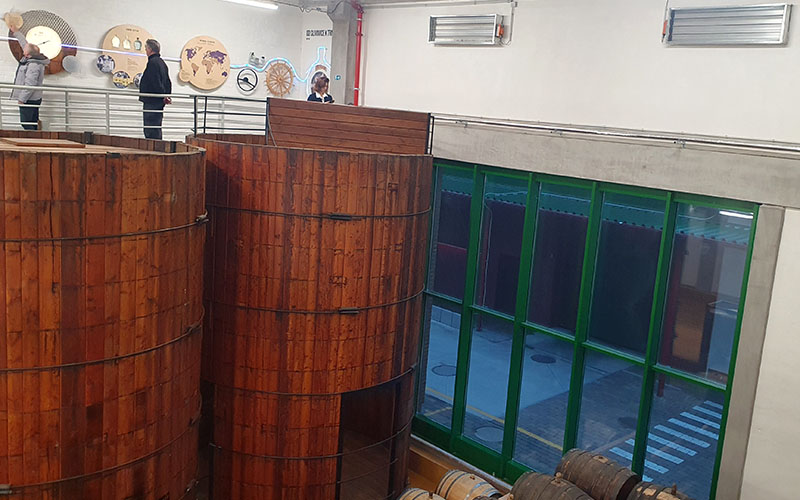 Bei der Führung durch die Brennerei