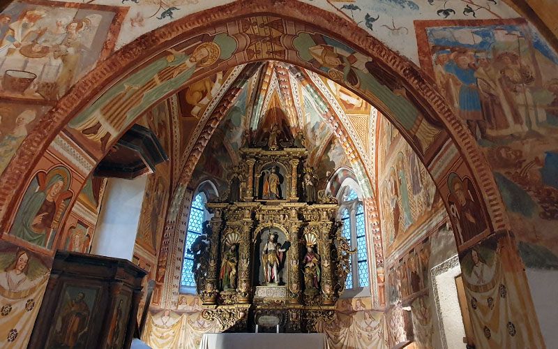 In der Kirche des heiligen Johannes des Täufers