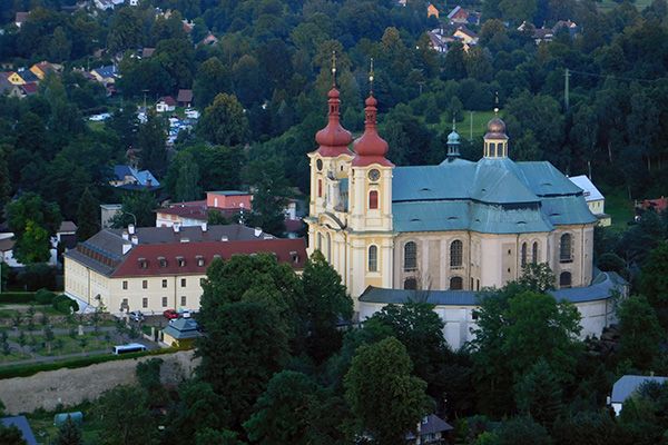 Wallfahrtskirche und Kloster Hejnice